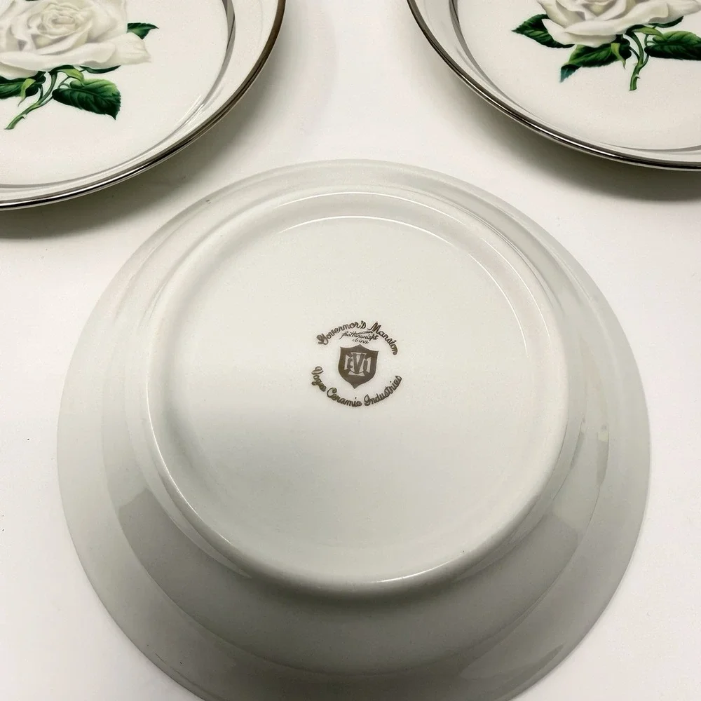 🇺🇸 Governor's Mansion Vogue Ceramic Industries Rose Plates 5.4